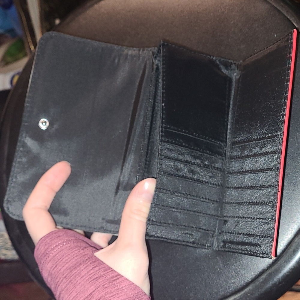 Nintendo Controller Wallet - Picture 8 of 15
